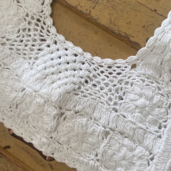 MAJORELLE REVOLVE BRAND STRETCH BOHO WHITE CROCHET KNIT  BODYCON CROP TOP - Picture 14 of 14